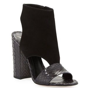 B Brian Atwood Biella Gladiator Black Suede Sandals Size 8.5